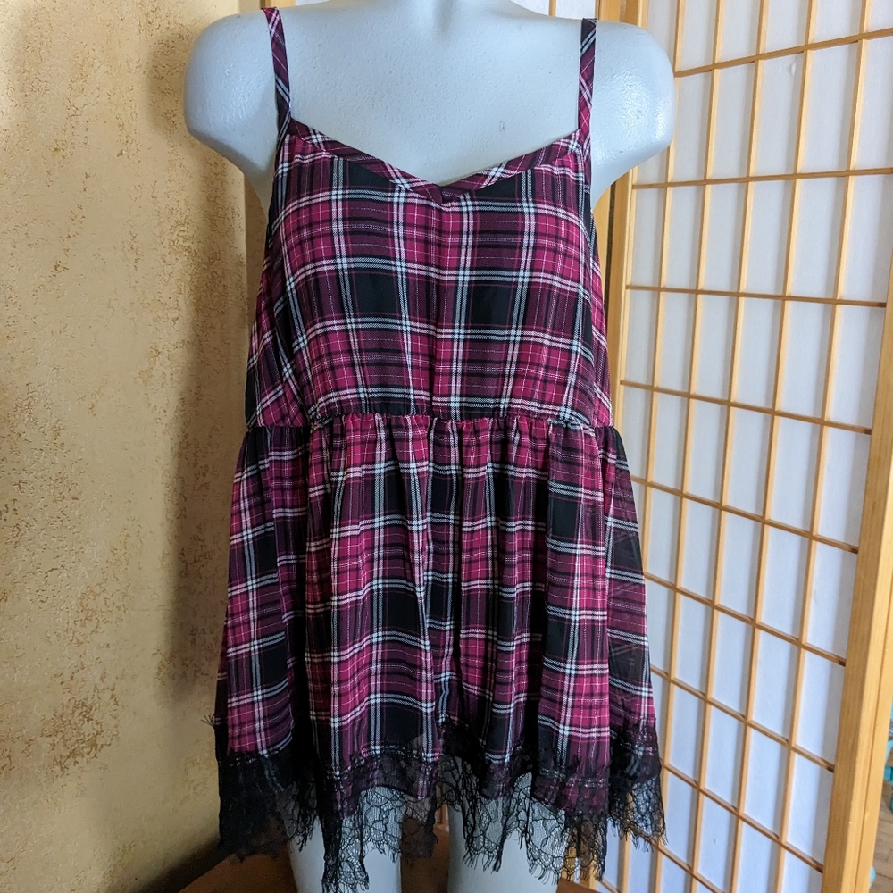 Torrid, cami/tank top, NEW with tags,sz 0/ 12.